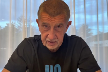 Češi by si mohli koupit svůj stát. Babiš porovnal dluh a úspory