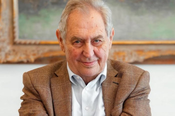 Zeman odmítá politické kádrování. Mluví o novodobých svazácích