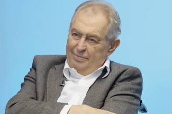 Krev v Berlíně. Zeman připomněl svá varování před terorismem