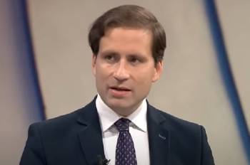 Hypotéky zdražují navzdory ČNB. Kovanda ukazuje na ropu a plyn