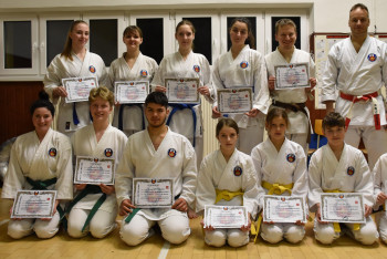 Zimní zkoušky na žákovské stupně ČFOKK Karate Zimní zkoušky na žákovské stupně ČFOKK Karate