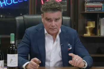 Policie má vyšetřovat Macinku? Podle Holce spíš dění na Hradě