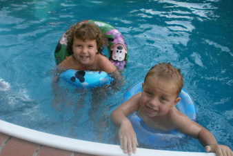 Kraj podpoří organizace, které pomáhají rodinám