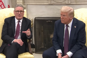 Nová obchodní dohoda USA a Británie mění pravidla hry
