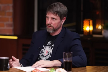 Politika ztrácí kulturu. Občan se může bránit jen volbami, míní Kolář