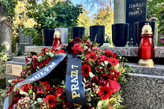 Tradiční rozloučení se zesnulými z Prahy 7