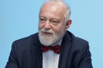 Petice jsou k ničemu. Kmoníček řekl, jak se dnes jedná s Trumpem