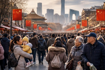 Čína láme rekordy v porodnosti a skrývá slabiny růstu ekonomiky