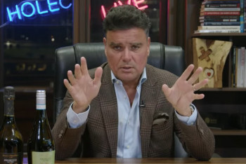 STAN jako firma na peníze? Holec se tvrdě obul do Rakušana