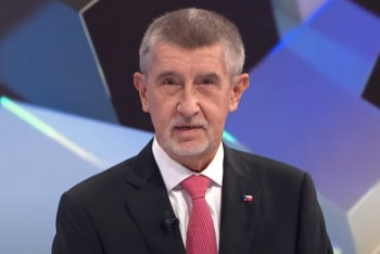 Koalice na tenkém ledě. Vláda musí skončit, hřmí Babiš Koalice na tenkém ledě. Vláda musí skončit, hřmí Babiš