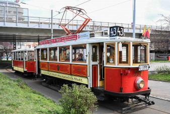 Osmička slavila 130 let od zavedení elektrické tramvaje