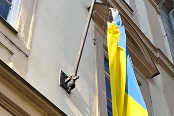 Česko, pro Tebe všecko! Okamura zavelel a ukrajinská vlajka šla dolů