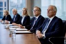 Stárnoucí šéfové firem mění ekonomiku i budoucnost trhu