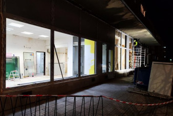 Prodejny na Baťově mají nové výlohy