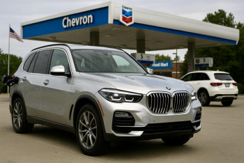 Trumpova administrativa podporuje spalovací motory. Němci cítí šanci