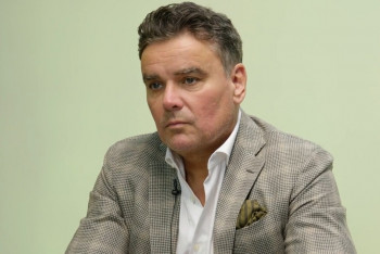 „Nápad z druhé vypité flašky“: Holec rozcupoval Kalouskův plán