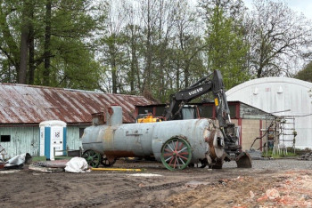 Beton ukrýval překvapení z dob páry Beton ukrýval překvapení z dob páry