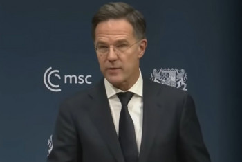 Kreml kritizuje NATO. Rutte podle Moskvy zapomněl na hrůzy války