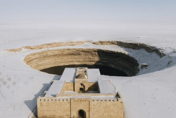 Obruk Han: spojení přírodního zázraku a seldžucké architektury