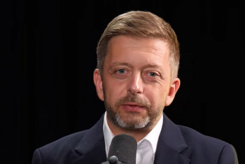 Padouch nebo hrdina, přece jsme jedna rodina!