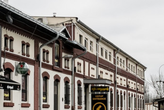 Prostory v Holešovické tržnici vyklízejí před zásahem exekutora