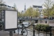 Amsterdam zakazuje reklamu na maso. „Zhulit se“ ale stále můžete