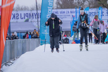 Zimní olympijský festival v Českých Budějovicích bavil i pomáhal
