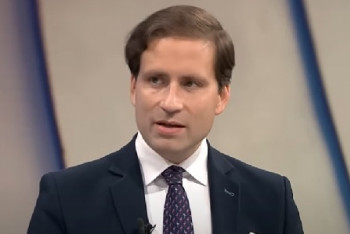 Pokud vyhraje ANO, koruna prudce posílí. Kovanda říká proč