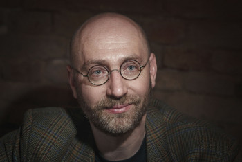 Petr Hampl: O různorodosti, lidském štěstí a bohatství národů