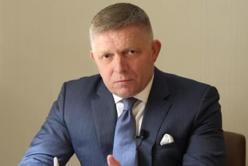 Více se mluví o zbrojení než o míru, říká Fico