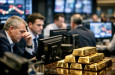 Akcie se po obavách z AI zvedly, zlato atakovalo 5000 dolarů