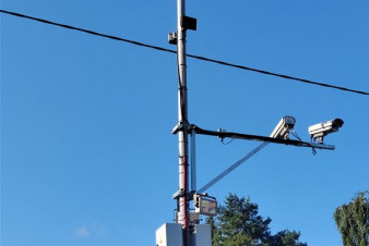 Radary fungují. Řidiči sundávají nohu z plynu, přestupků ubývá Radary fungují. Řidiči sundávají nohu z plynu, přestupků ubývá