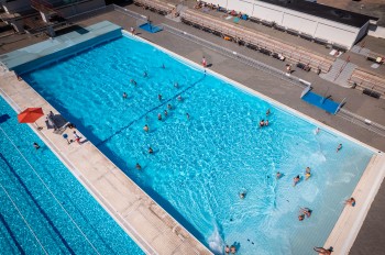 Koupaliště Riviéra a Zábrdovice zahajují provoz 30.května!